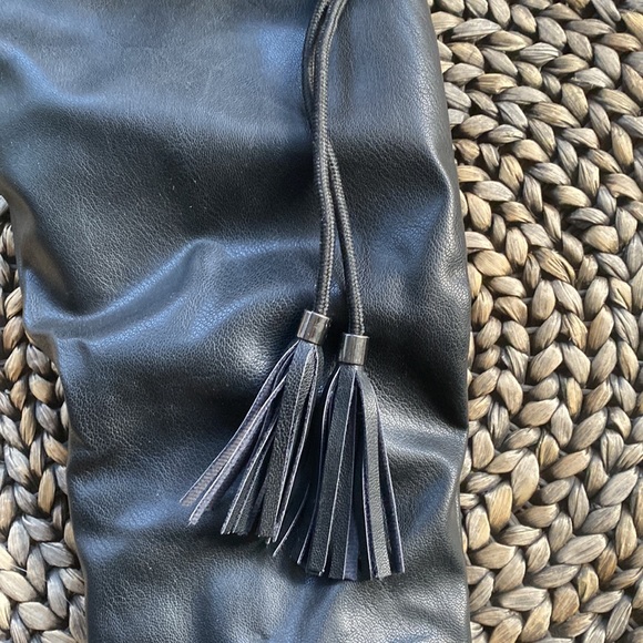 Trary knee high boots - Picture 4 of 4